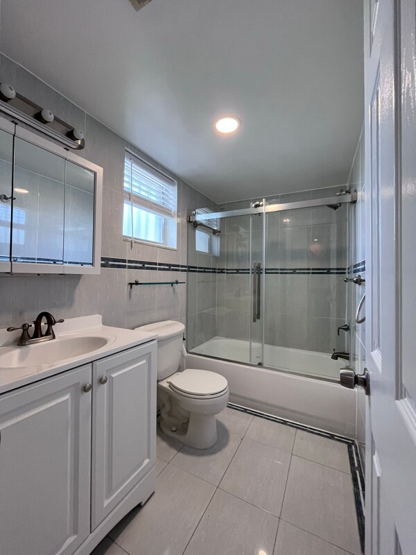 Building Photo - 1615 West Ave