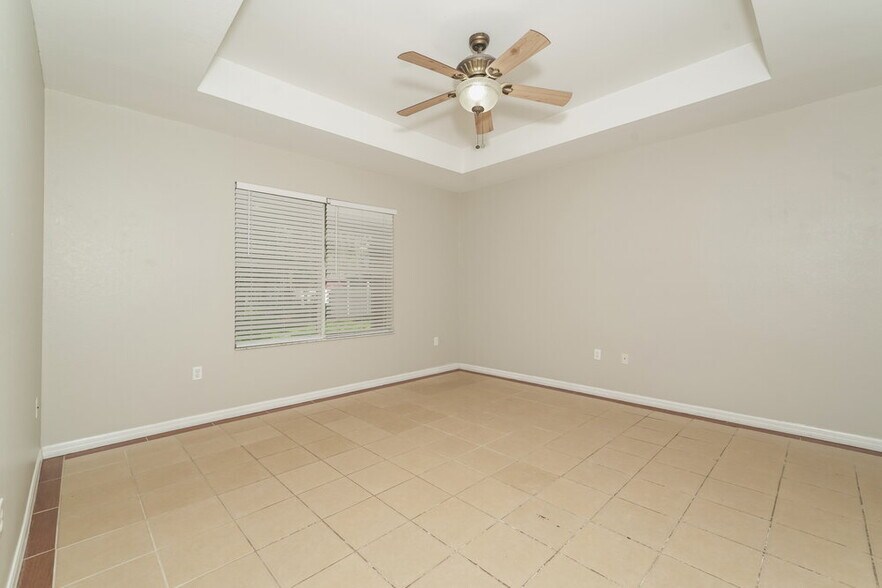 Building Photo - 6557 Shepherd Oaks Rd
