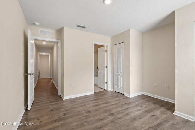 Building Photo - 9624 Baylin Ct