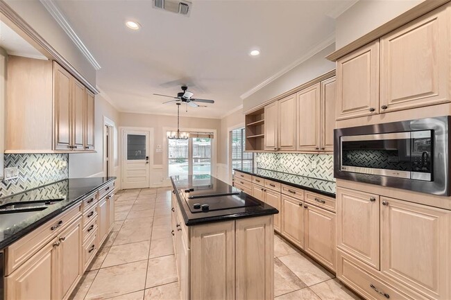 Building Photo - 1403 Stependale Dr