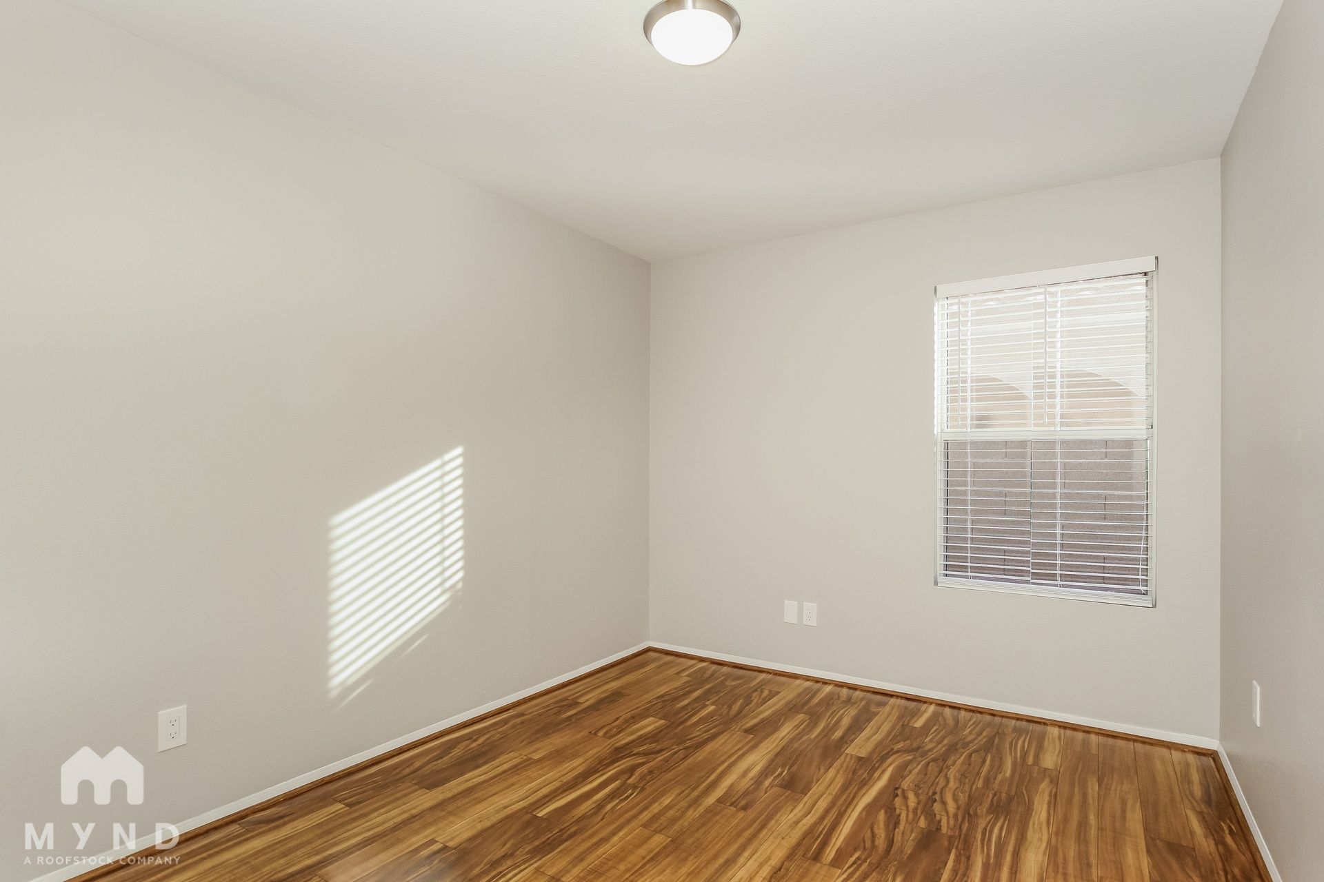 Building Photo - 19153 N 75th Dr