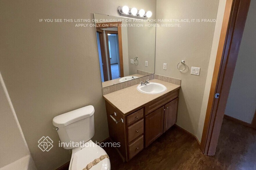 Building Photo - 13824 172nd Pl E