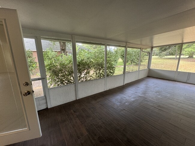 Building Photo - 234 Wava Ave