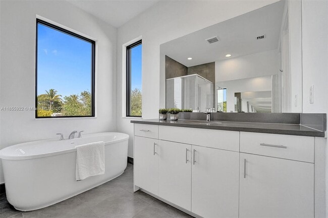 Building Photo - 13145 Addilyn Ct