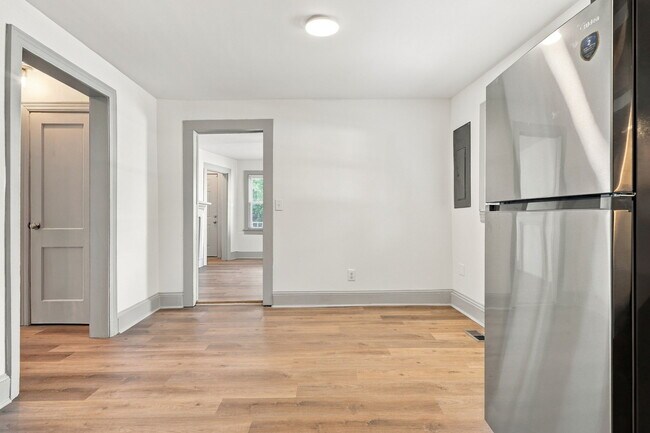 Building Photo - 517 McKinley Ave