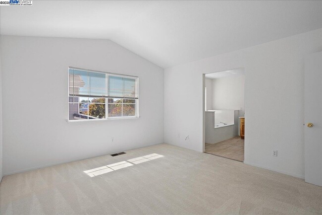 Building Photo - 119 Orr Rd