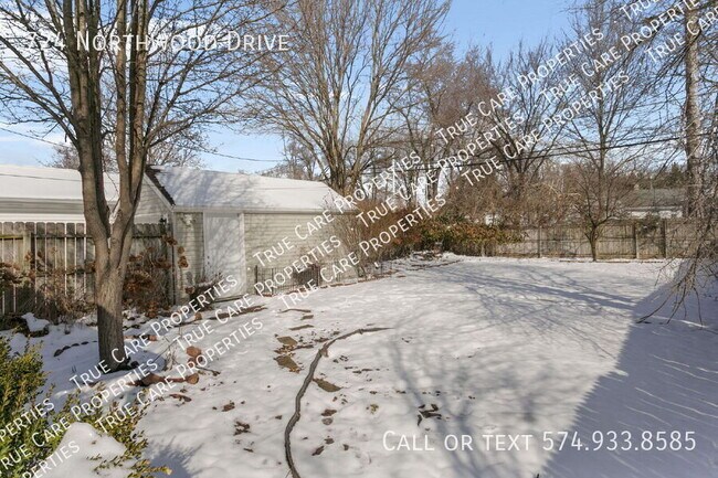 Building Photo - 724 Northwood Dr