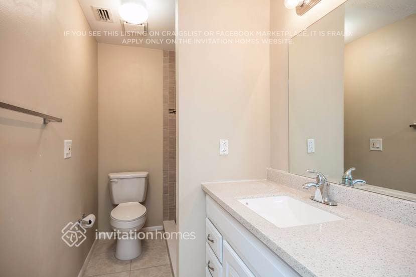 Building Photo - 9064 Hamlin Rd W