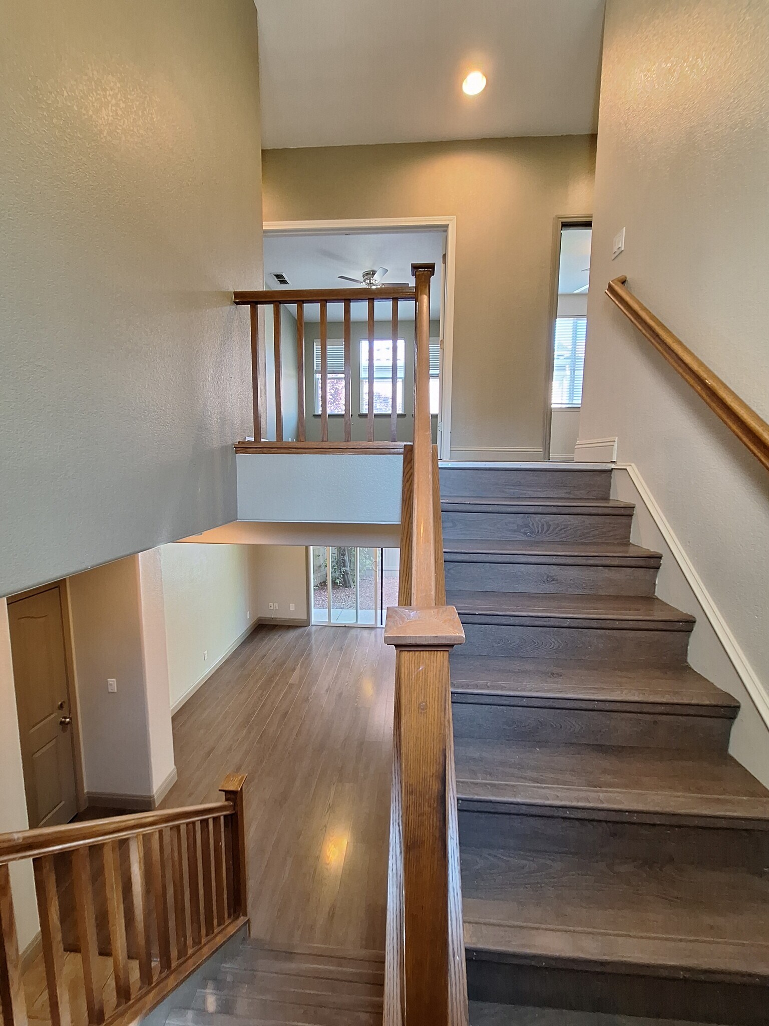 Building Photo - 5424 Knotty Pine Way