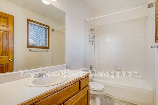 Building Photo - 12445 W Ellsworth Pl