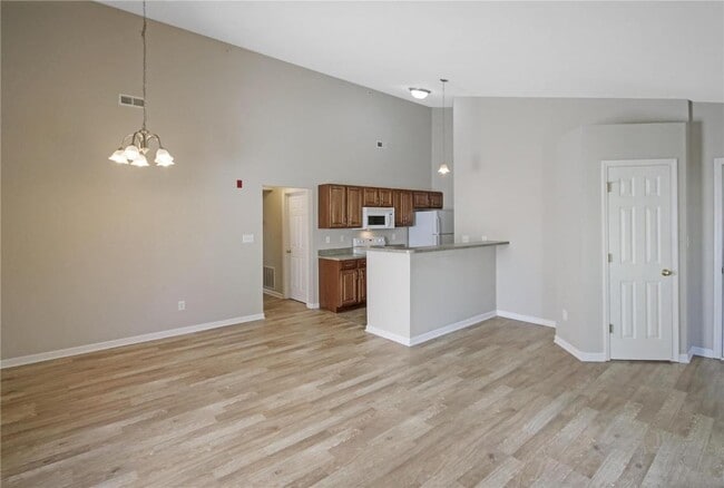 Building Photo - 50 Stonewall Creek Ct