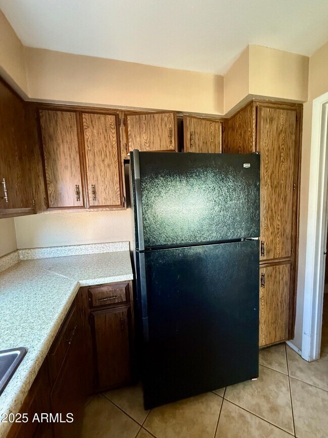 Building Photo - 8738 W Columbus Ave