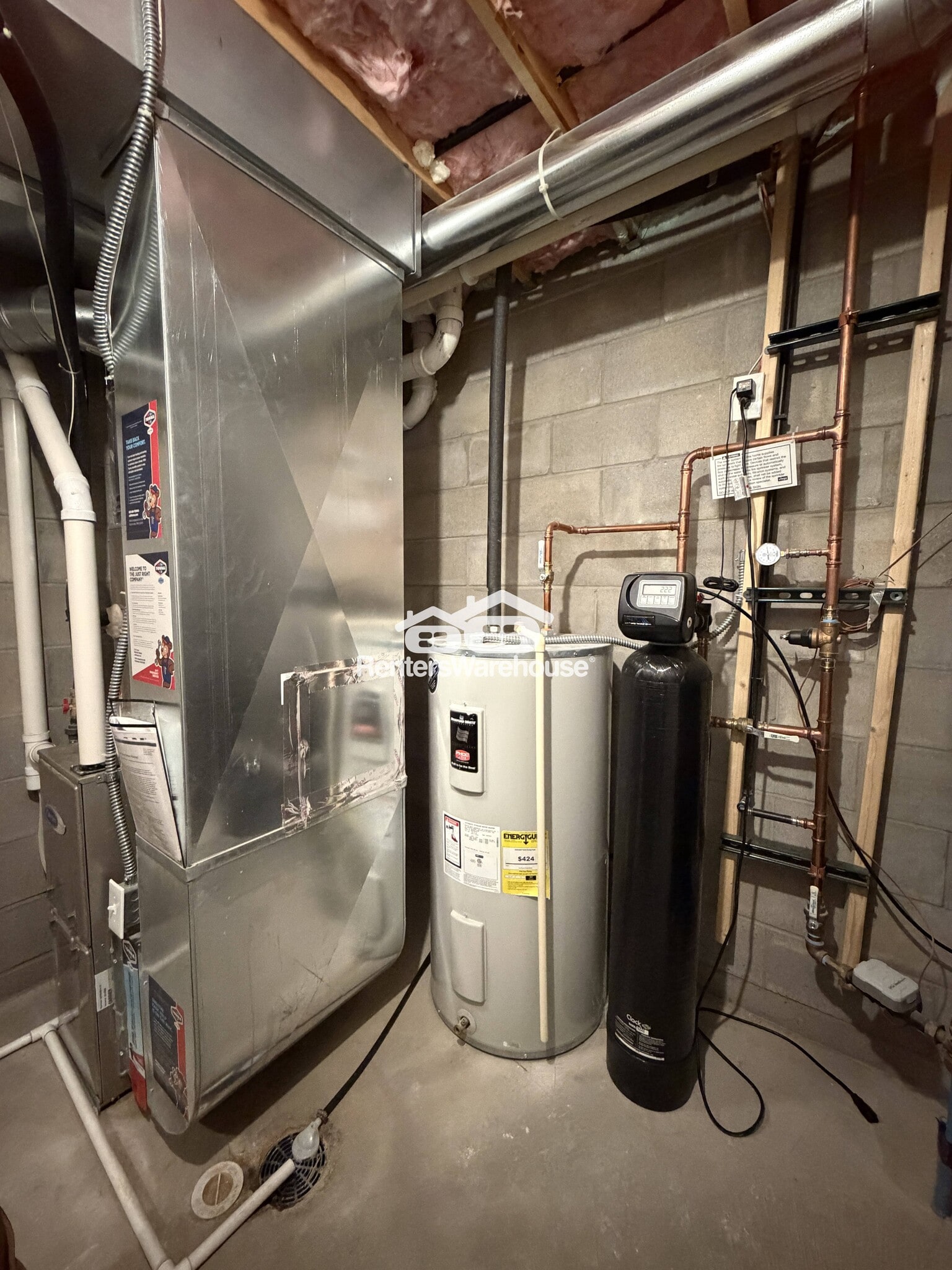 Building Photo - 642 Shardlow Ln NE