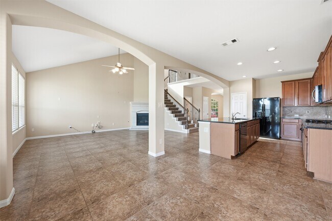 Building Photo - 6411 St Placidia Dr