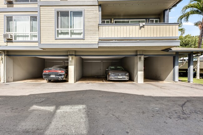 Building Photo - 91-284-284 Hanapouli Cir