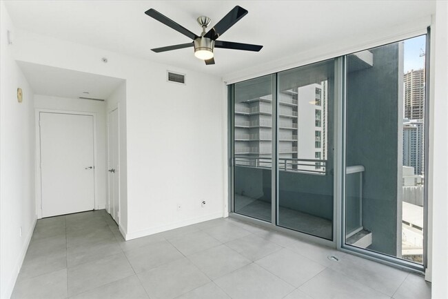 Building Photo - 888 Biscayne Blvd