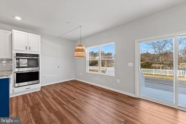 Building Photo - 5559 Trafalgar Cir