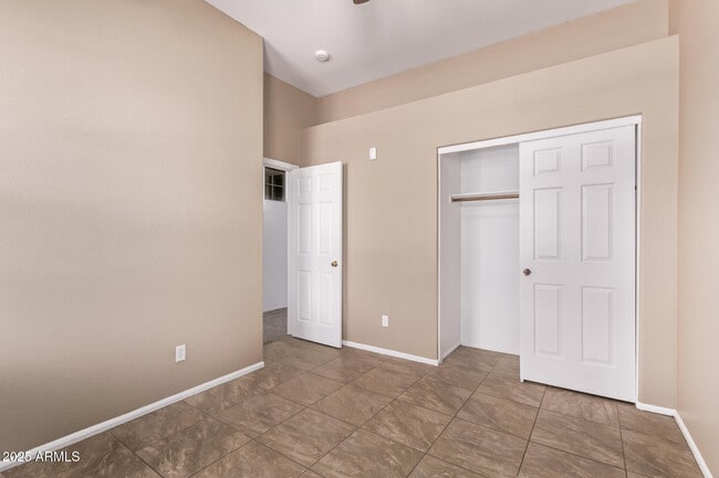 Building Photo - 12429 W Pima St