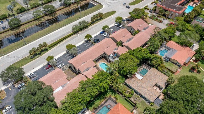 Building Photo - 2530 Coral Springs Dr