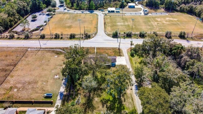 Building Photo - 521 W Lutz Lake Fern Rd