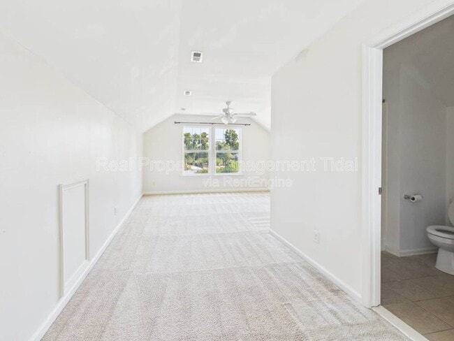 Building Photo - 205 Cheeseman Rd