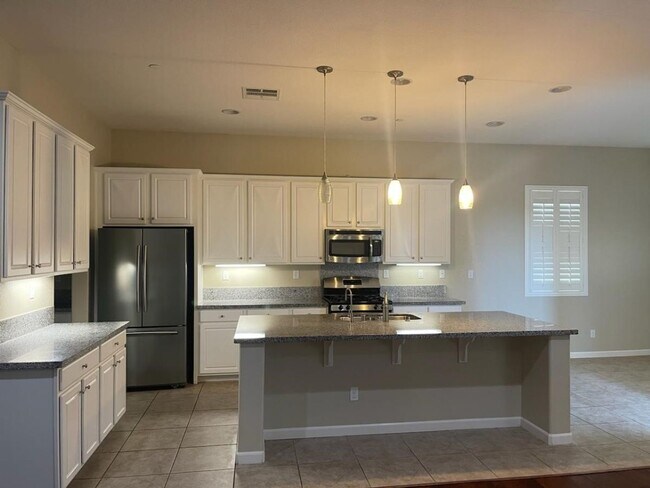 Building Photo - 15514 St Clement Way
