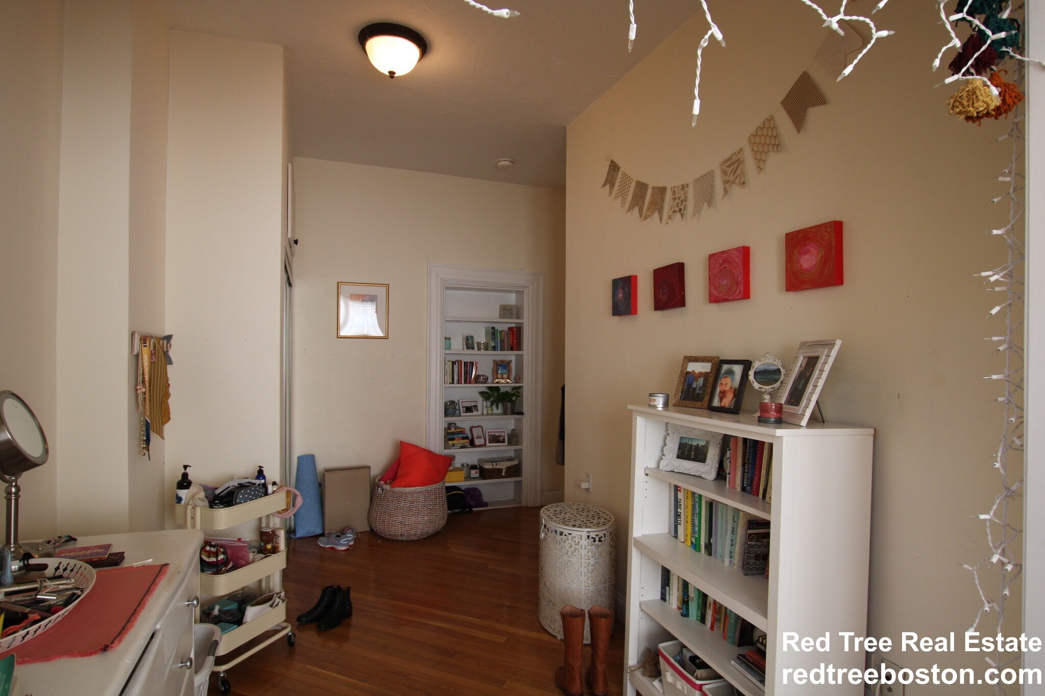 Unit 2 - 1689 Beacon St