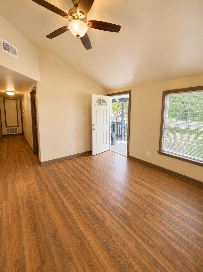Building Photo - 5867 Althea Ave