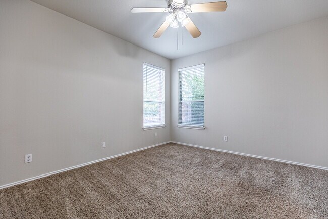 Building Photo - 6106 Briscoe Leaf