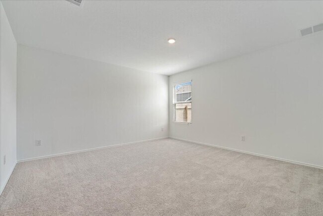 Building Photo - 300 Twilight Breeze Wy