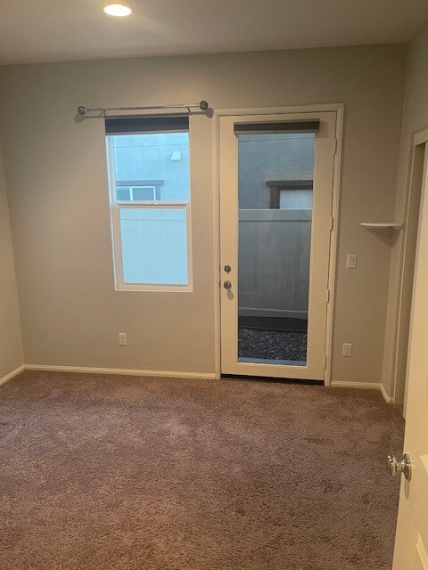 Building Photo - 34882 Kingsnake Ave