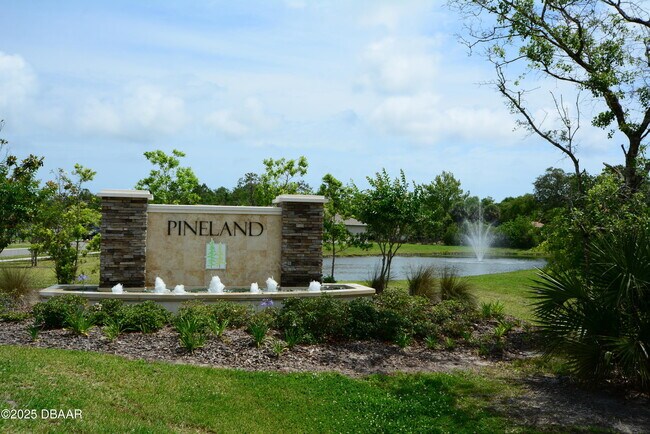 Building Photo - 285 Sunset Point Dr