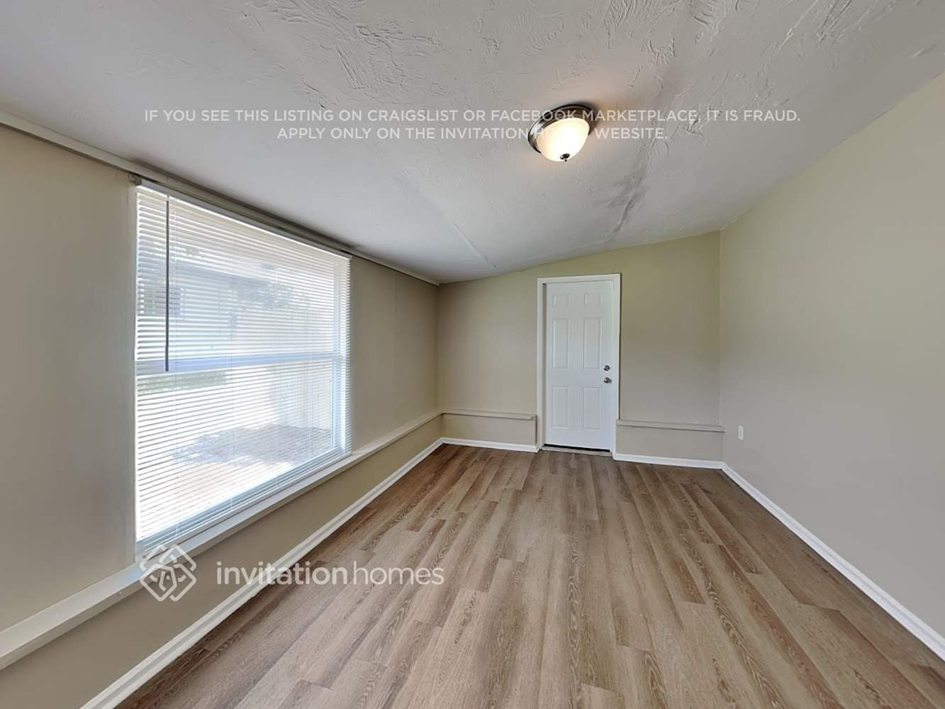 Building Photo - 3821 27th Pkwy