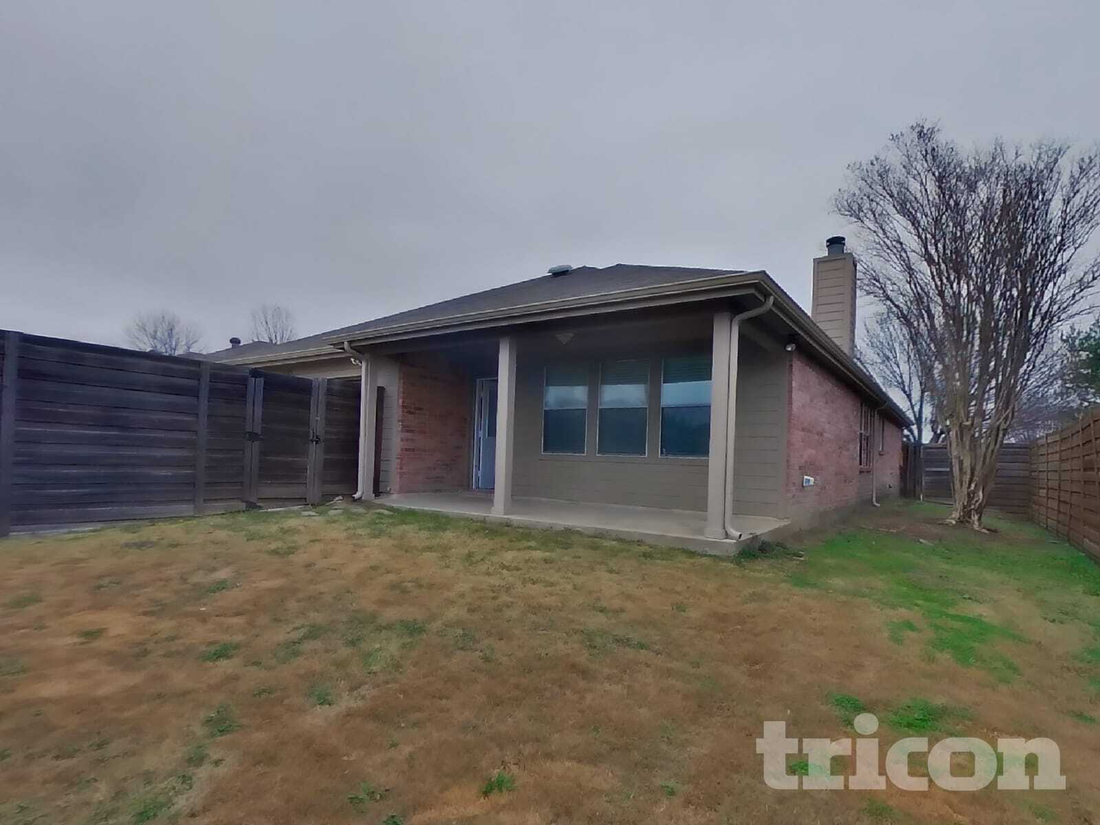 Building Photo - 1505 Redman Dr