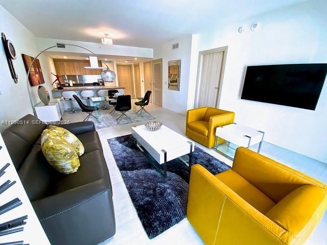 Building Photo - 1000 Brickell Plaza