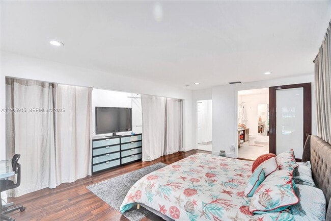 Building Photo - 17000 NW 18th Ave