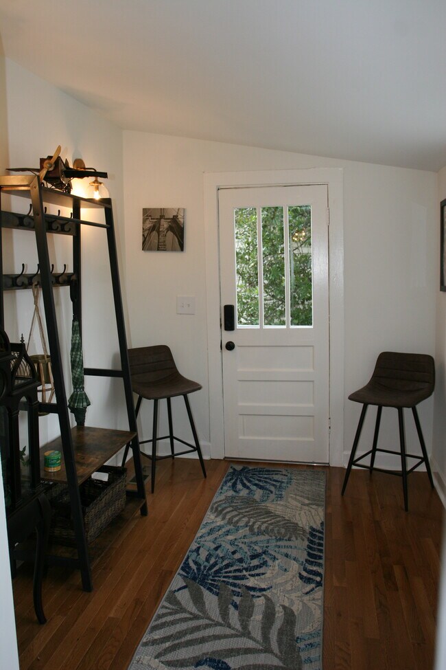 Mudroom - 705 Stevens Ave NE