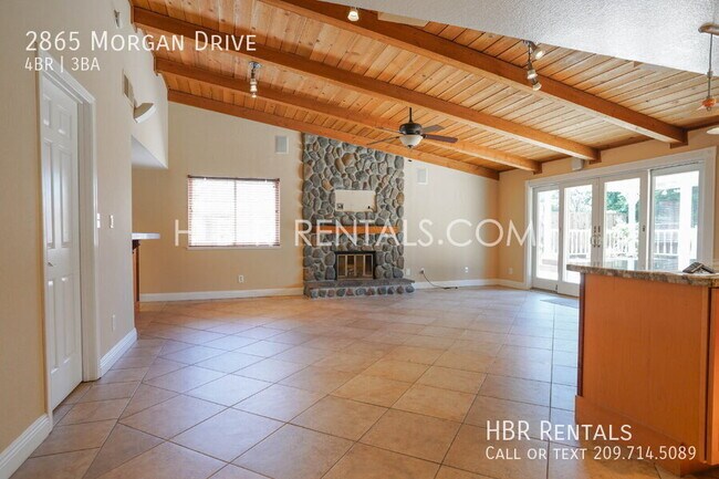 Building Photo - 2865 Morgan Dr