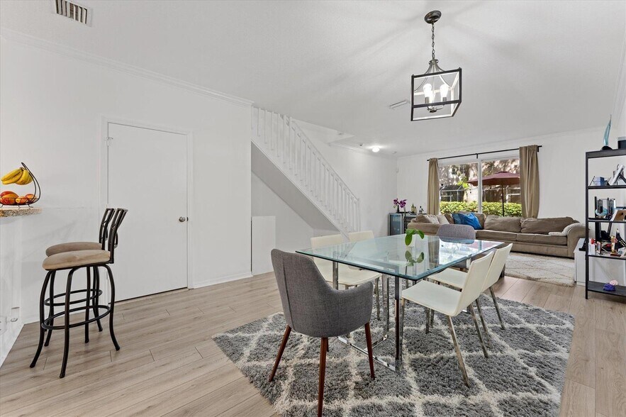 Building Photo - 2264 Salerno Cir