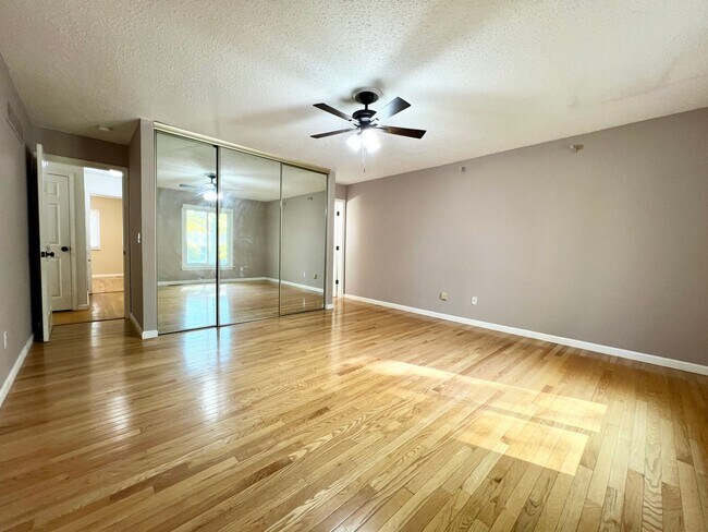 Building Photo - 1515 Mautenne Dr