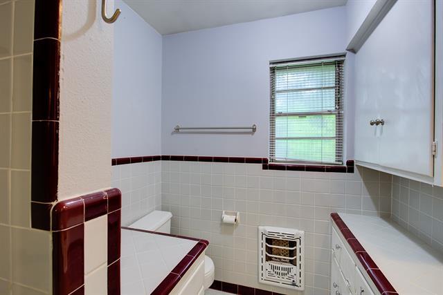 Building Photo - 6552 St Moritz Ave