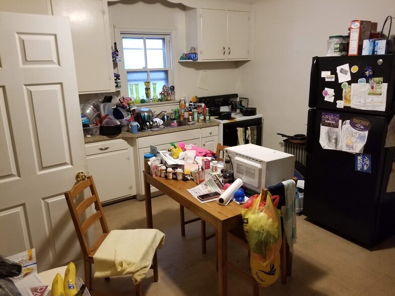 Building Photo - 982 Wayne Ave