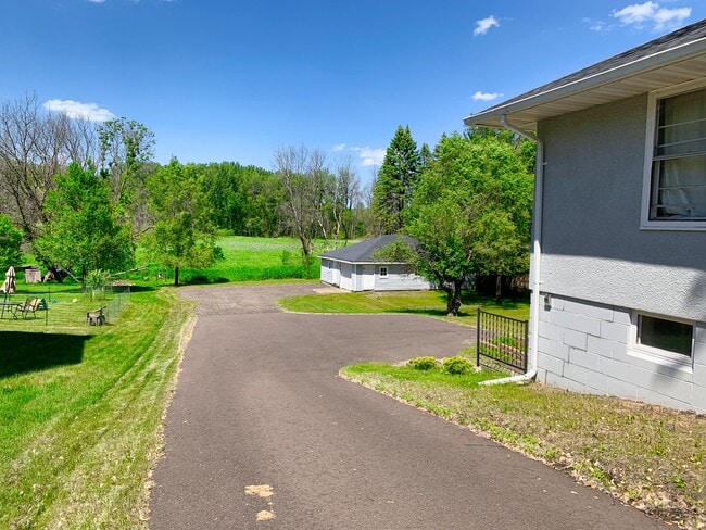 Building Photo - 600 Koehler Rd