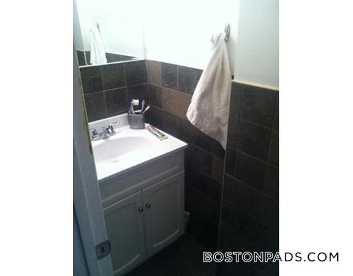 Building Photo - 289 Chelsea St