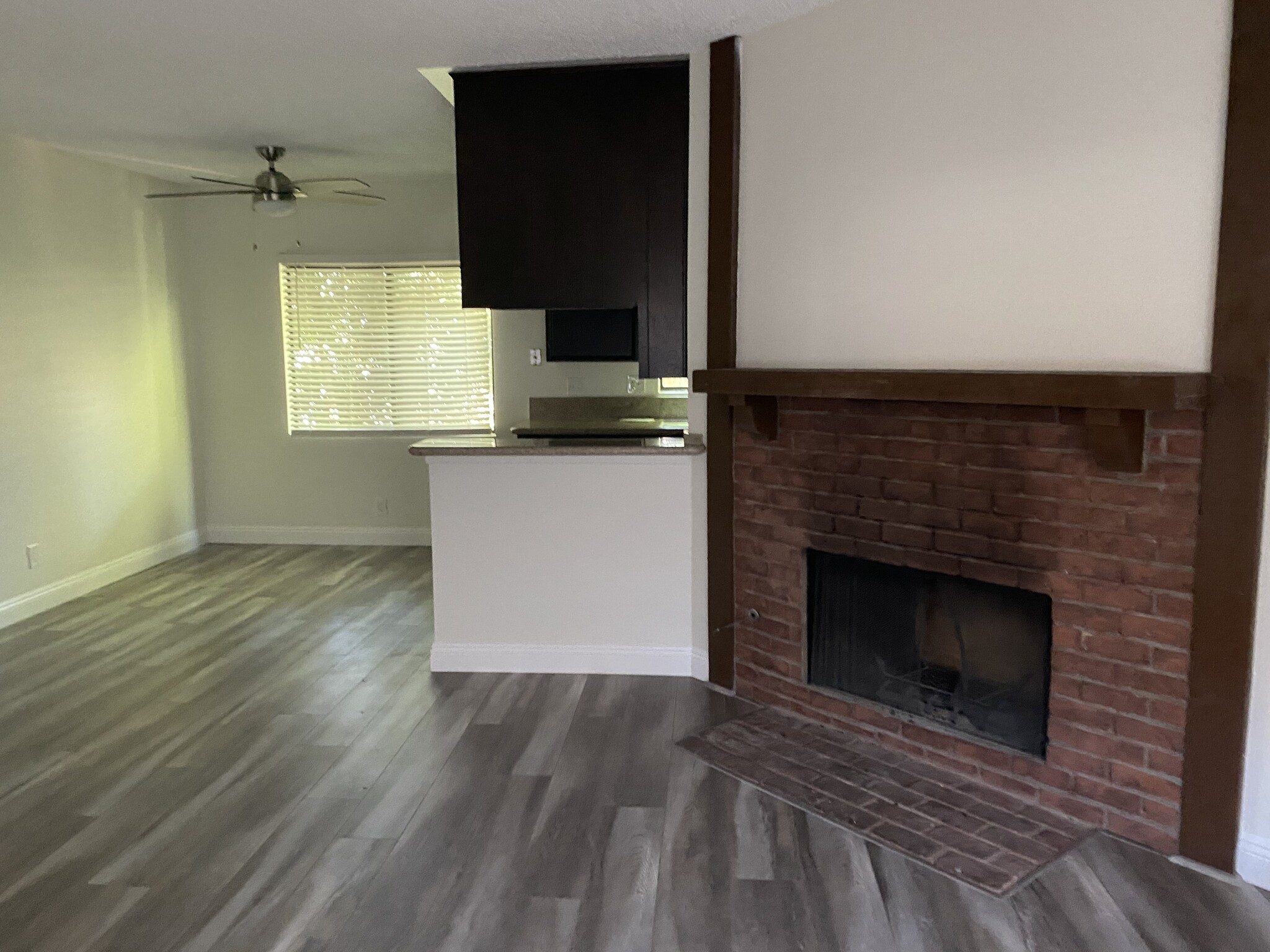 Living Room - 361 E Santa Anita Ave