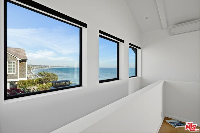 Building Photo - 31376 Broad Beach Rd