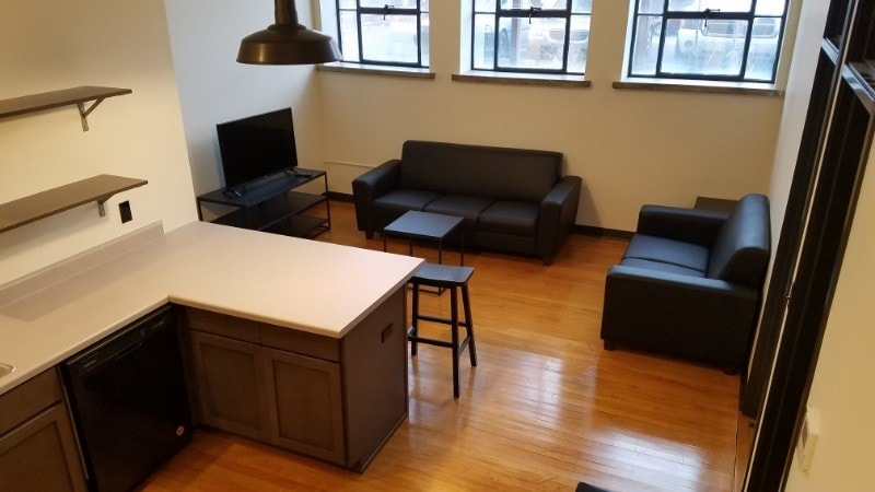 Primary Photo - School House Lofts