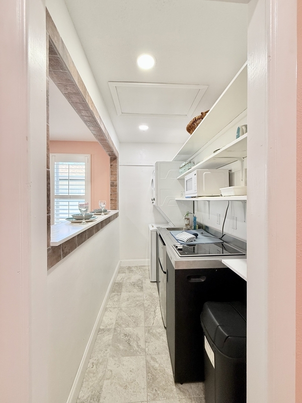 Building Photo - 13151 84th Terrace N