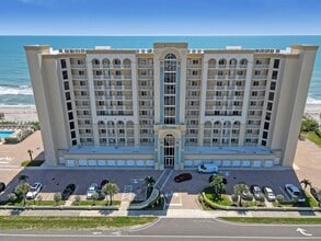 Building Photo - 1045 Jimmy Buffett Mem Hwy