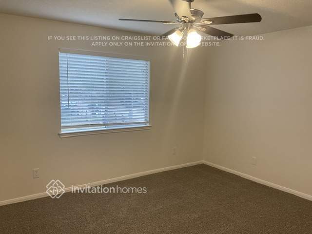 Building Photo - 1802 Oak Valley Dr